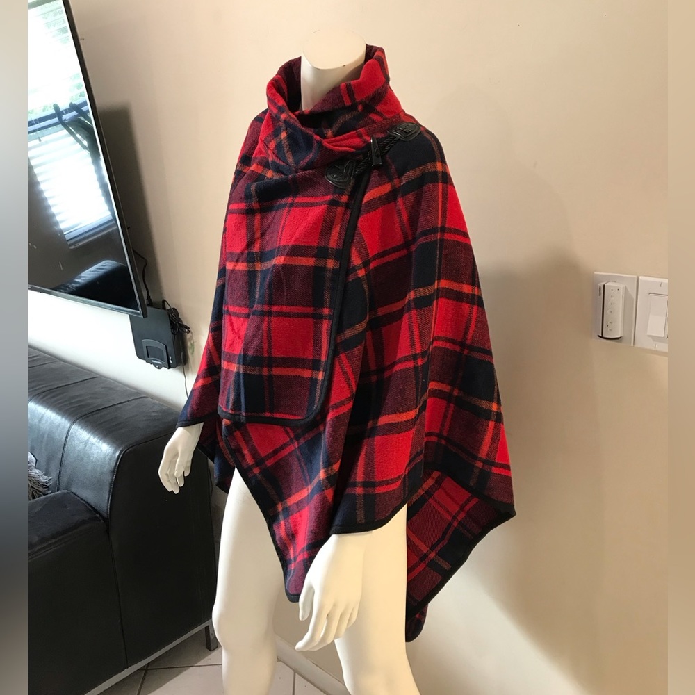 Jones New York poncho/plaid/red/navy/NWT